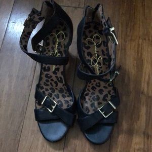 Gently Worn Black Sandals